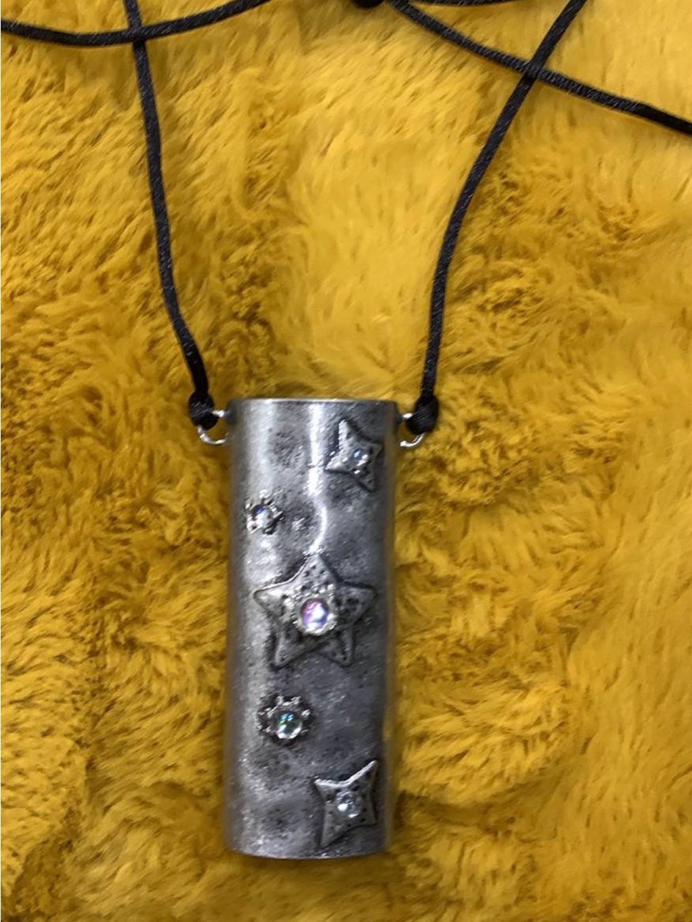 Cigarette lighter holder